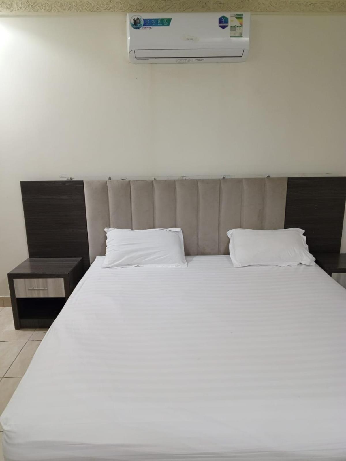 Nozol Mena 109 Al-Yarmouk Aparthotel ริยาดห์ ภายนอก รูปภาพ