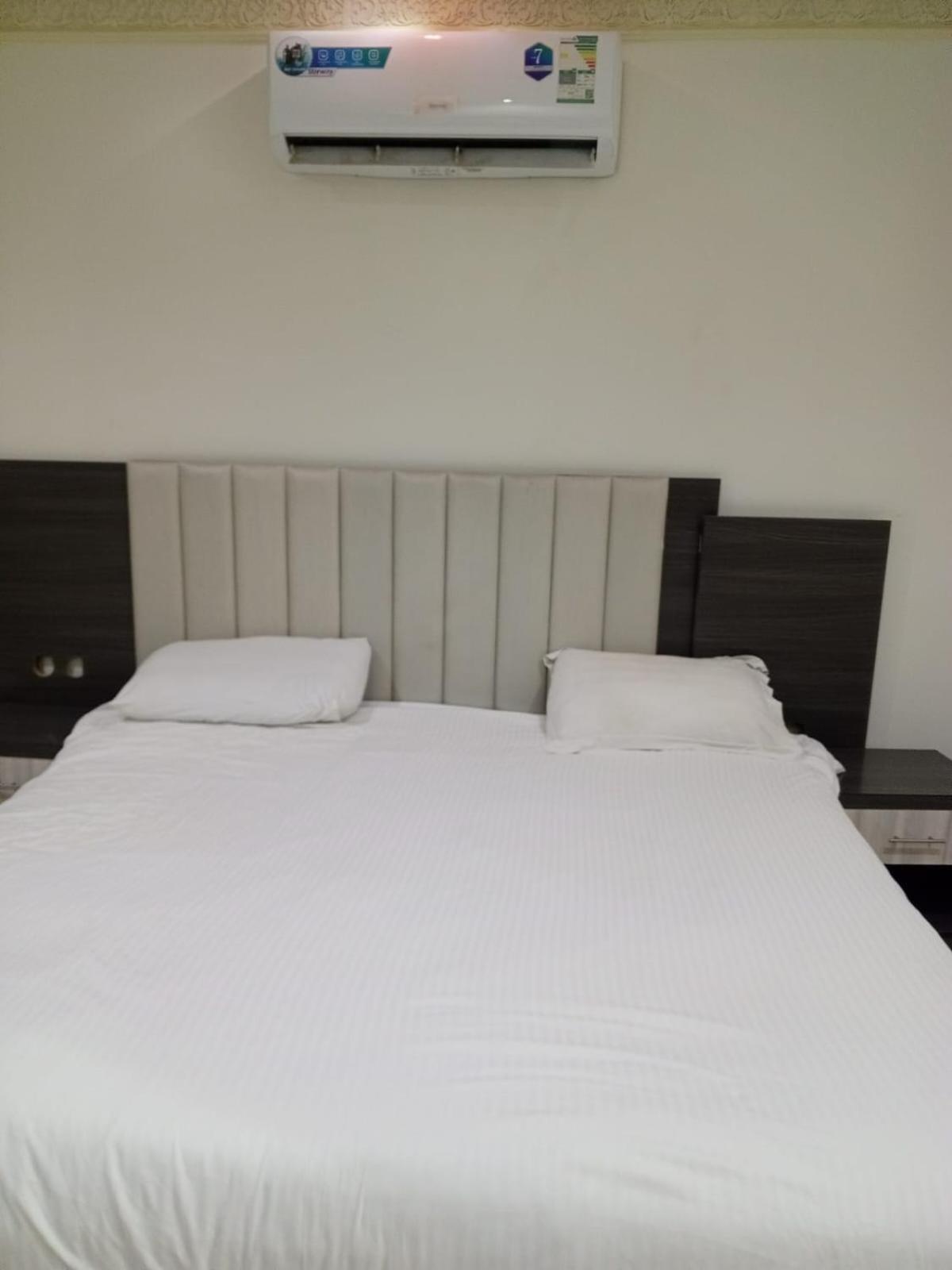 Nozol Mena 109 Al-Yarmouk Aparthotel ริยาดห์ ภายนอก รูปภาพ